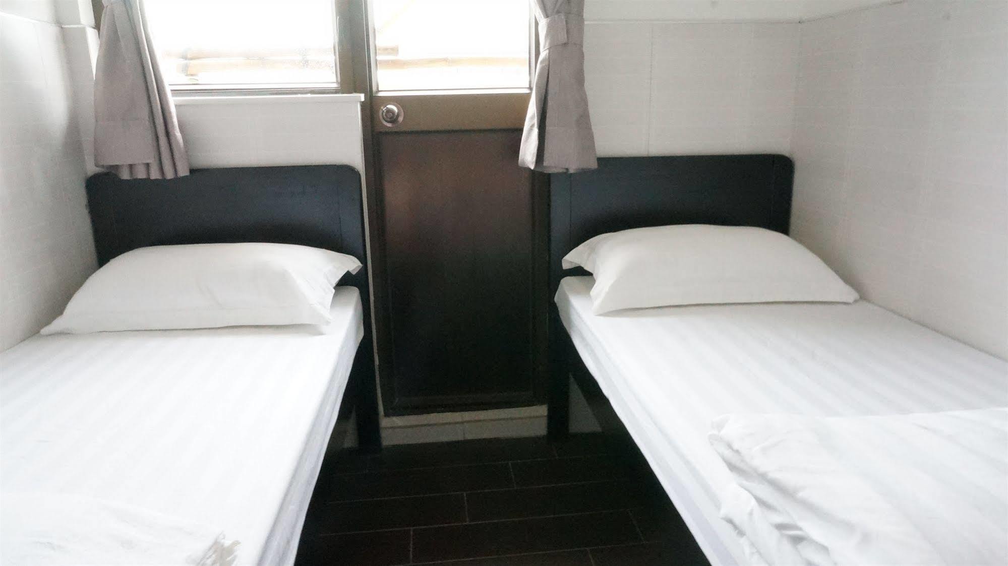 Kowloon Mongkok 1812 Guest House Hong Kong Exterior foto